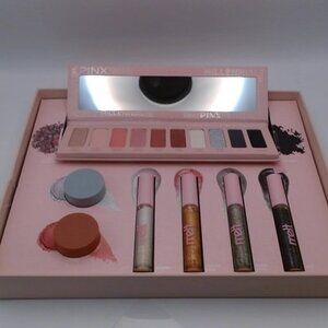 Millennial Pinx Modern Love Collection Makeup Set‎